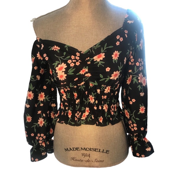 Pretty Flower 🌸 Print Summer Top - Picture 1 of 4